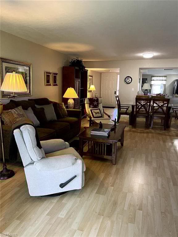 1530 Imperial Golf Course Blvd 321, Naples, FL 34110-13