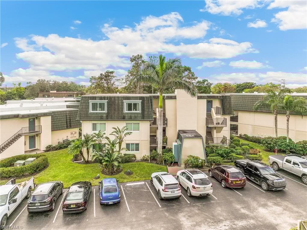 1760 Bald Eagle Dr 506b, Naples, FL 34105-24