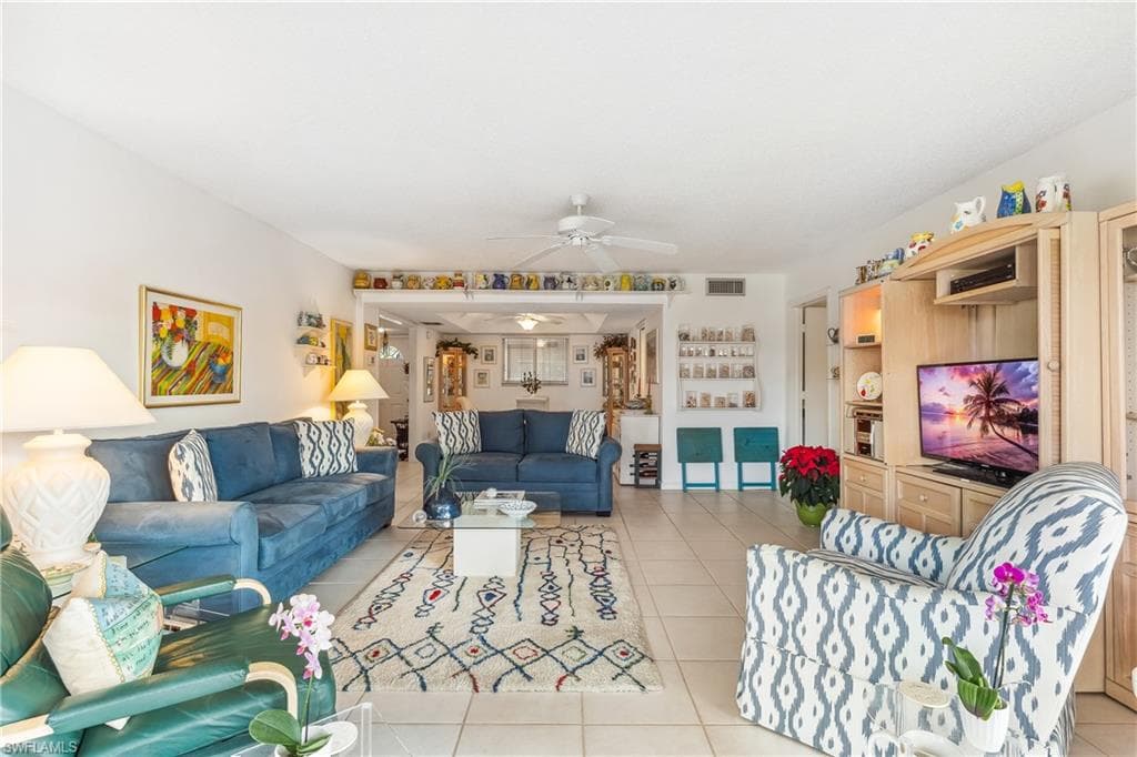 1760 Bald Eagle Dr 506b, Naples, FL 34105-7
