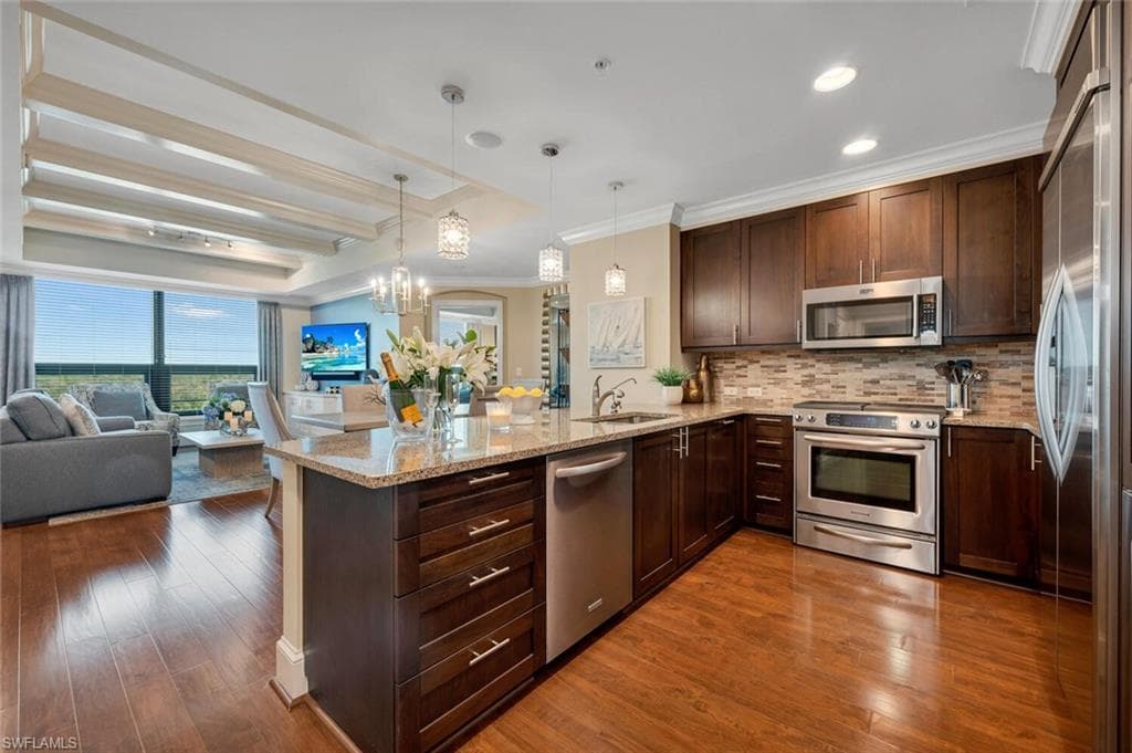 9115 Strada Pl 5505, Naples, FL 34108-9