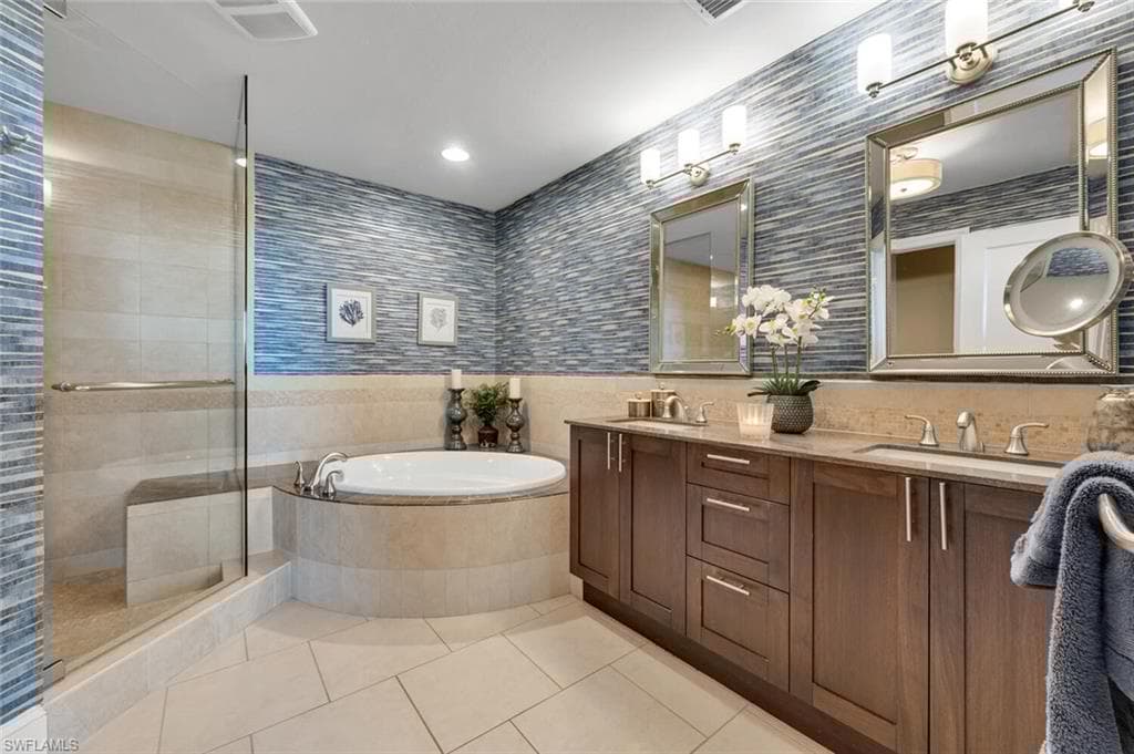 9115 Strada Pl 5505, Naples, FL 34108-15