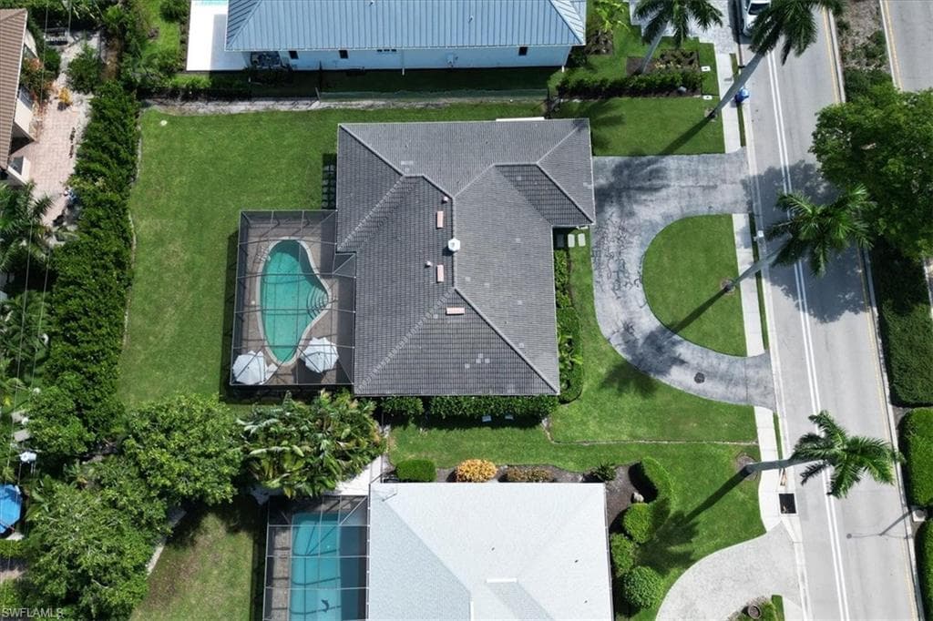 701 Harbour Dr, Naples, FL 34103-42