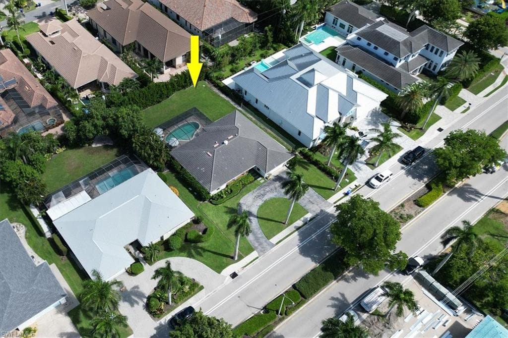 701 Harbour Dr, Naples, FL 34103-43