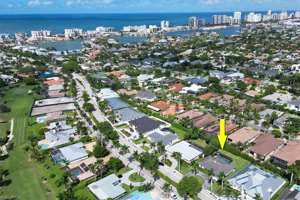 701 Harbour Dr, Naples, FL 34103-44