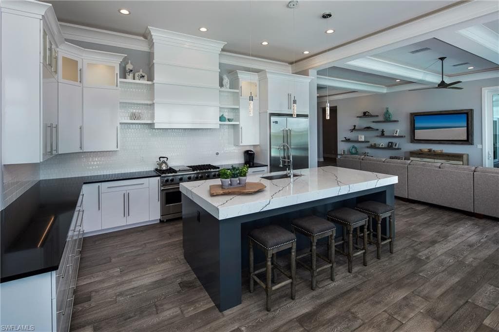 701 Harbour Dr, Naples, FL 34103-48