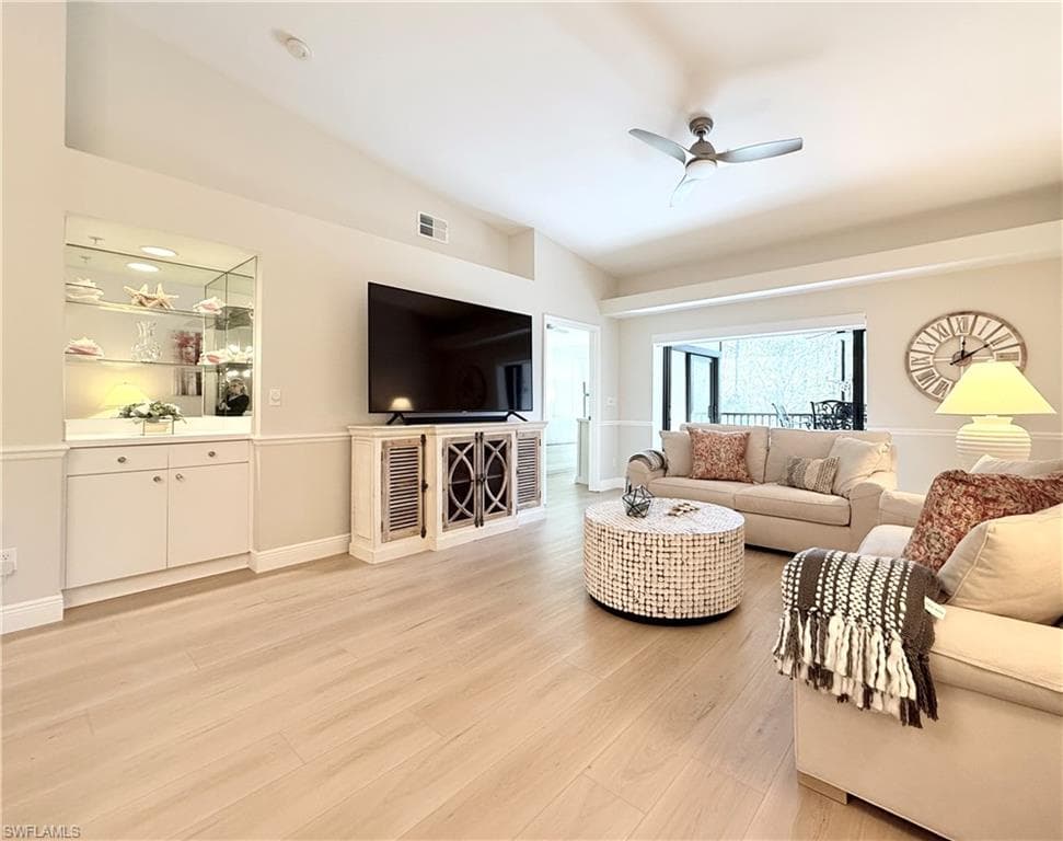 8360 Heritage Links Ct 2123, Naples, FL 34112-10
