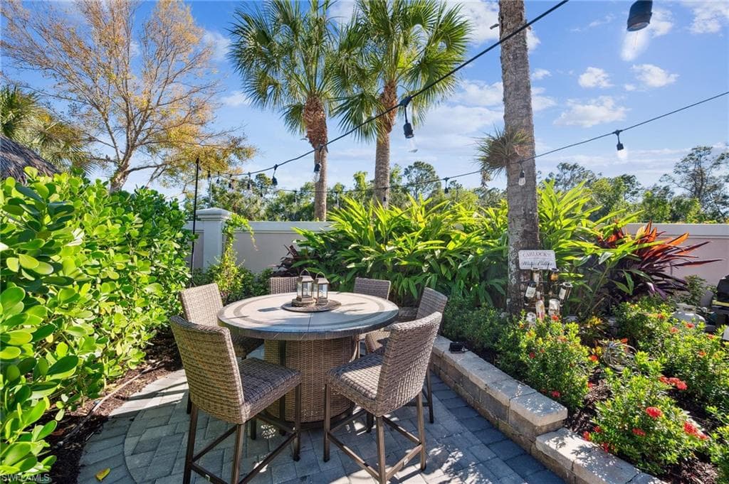 13575 Snook Cir, Naples, FL 34114-38