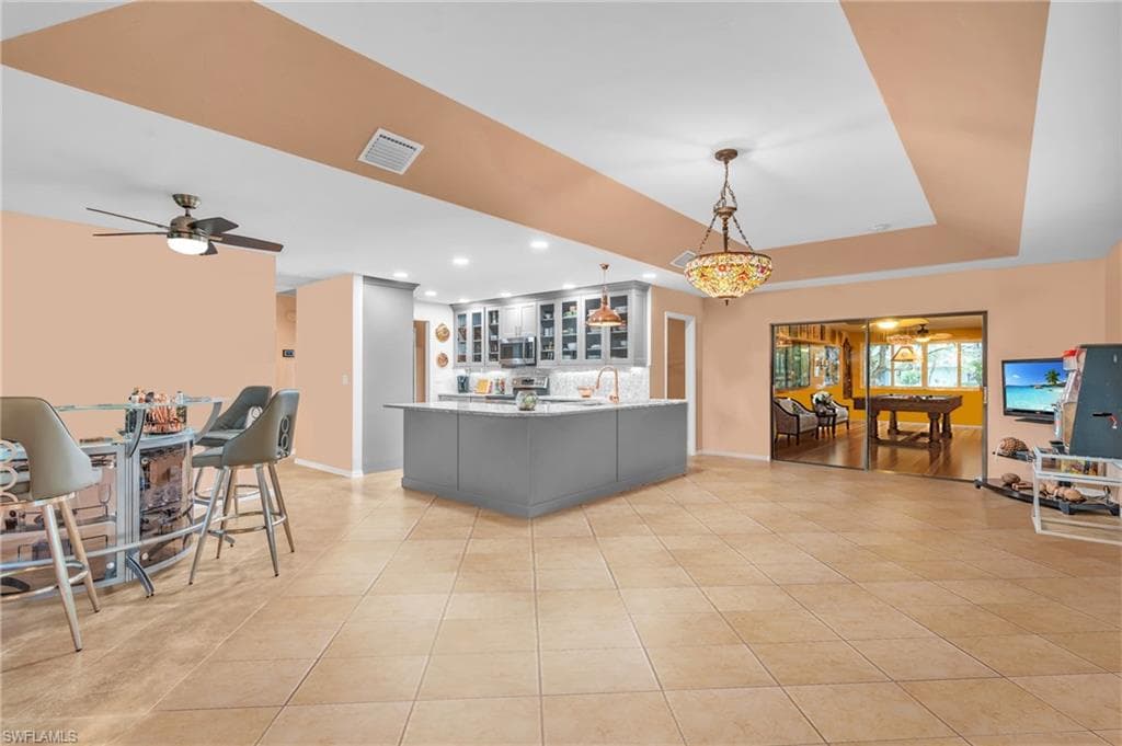 1991 Imperial Golf Co Blvd, Naples, FL 34110-27