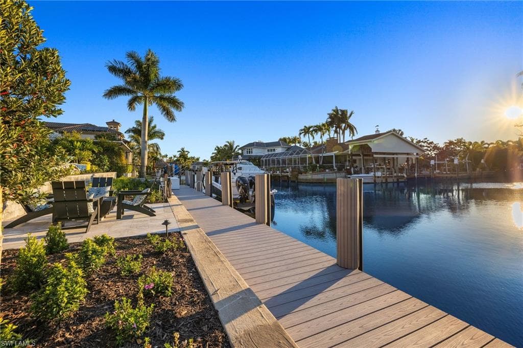 1650 Mullet Ct, Naples, FL 34102-37
