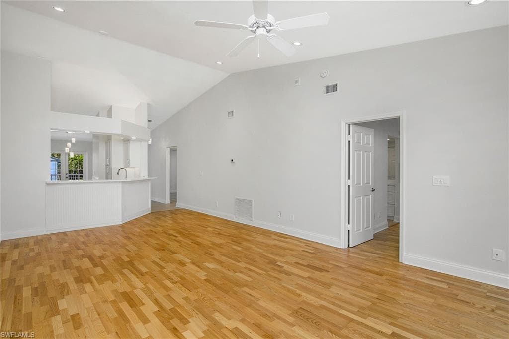 832 Tanbark Dr 204, Naples, FL 34108-11