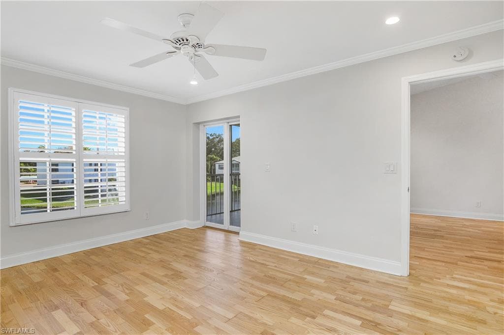 832 Tanbark Dr 204, Naples, FL 34108-25