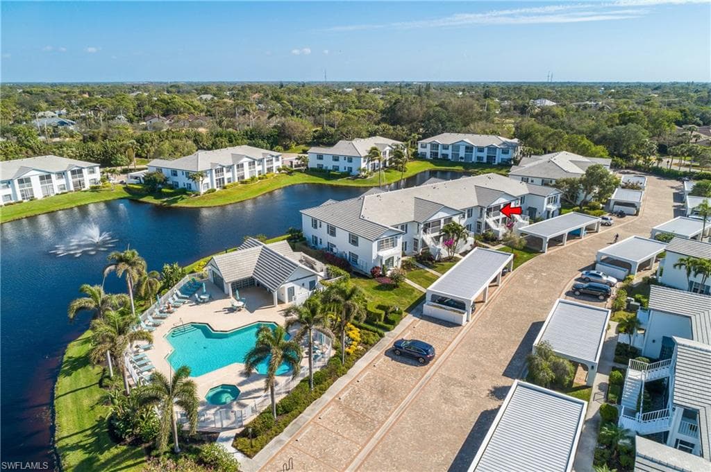 832 Tanbark Dr 204, Naples, FL 34108-5