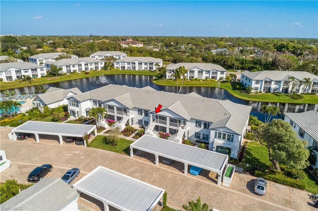 832 Tanbark Dr 204, Naples, FL 34108-6