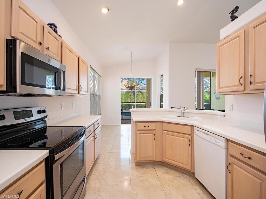 1965 Timarron Way, Naples, FL 34109-8