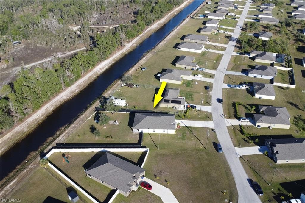 860 Youngreen Dr, Fort Myers, FL 33913-29