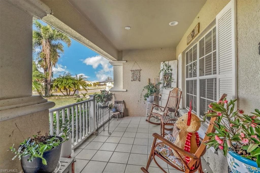 313 El Dorado Blvd S, Cape Coral, FL 33991-4