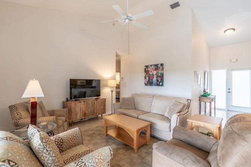 7120 Falcons Glen Blvd, Naples, FL 34113-14