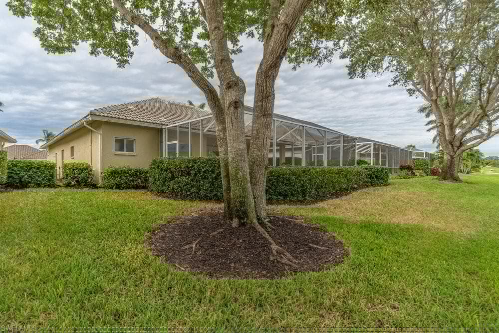 7120 Falcons Glen Blvd, Naples, FL 34113-31