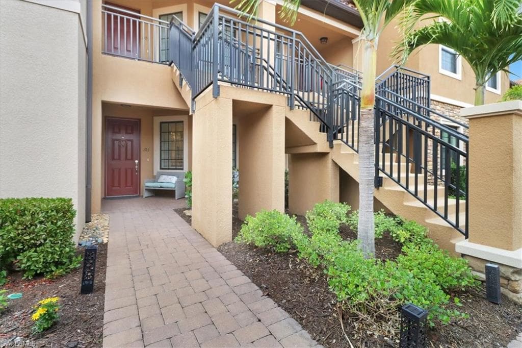 9397 Pocida Ct 101, Naples, FL 34119-35