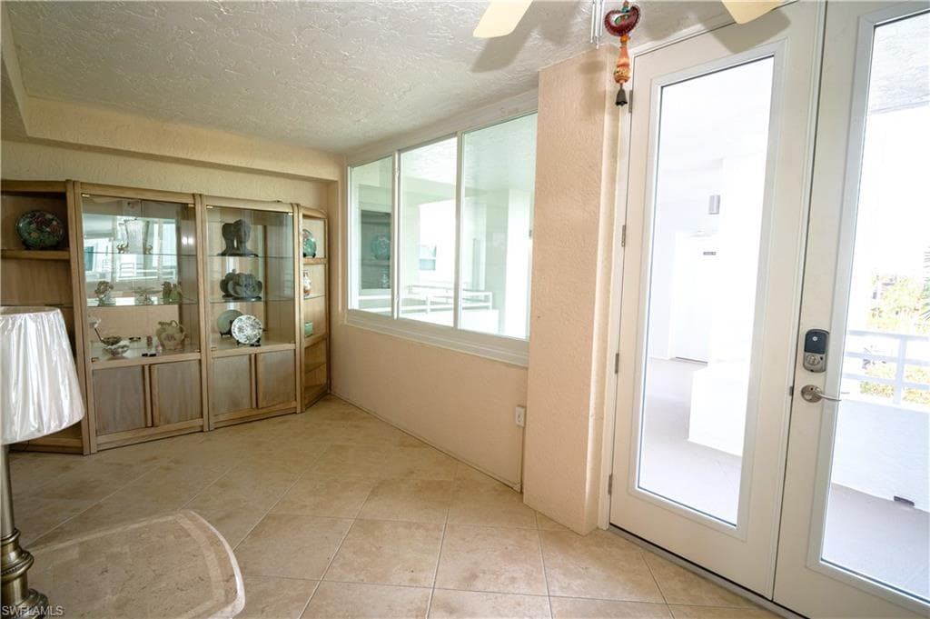 780 Collier Blvd 412, Marco Island, FL 34145-25