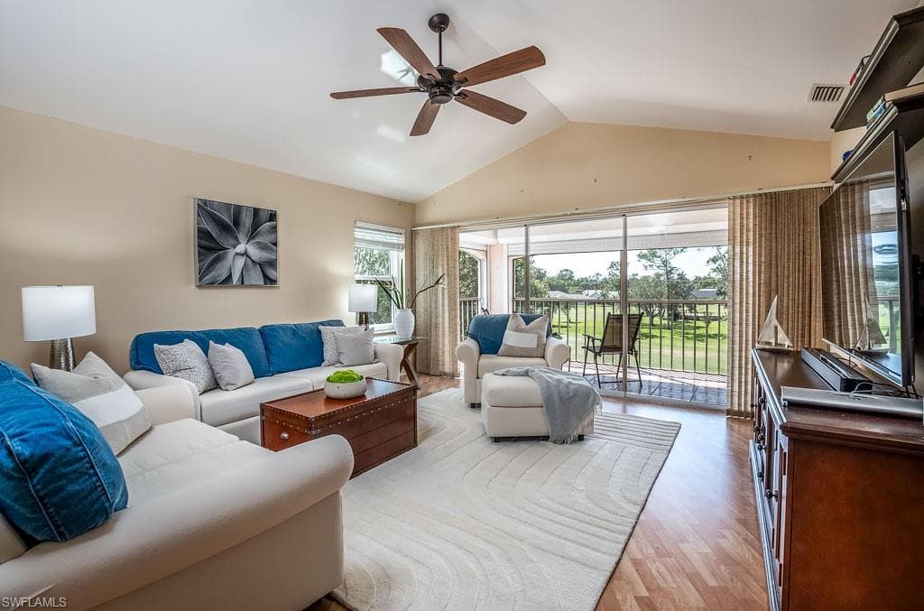 992 Woodshire Ln D301, Naples, FL 34105-3