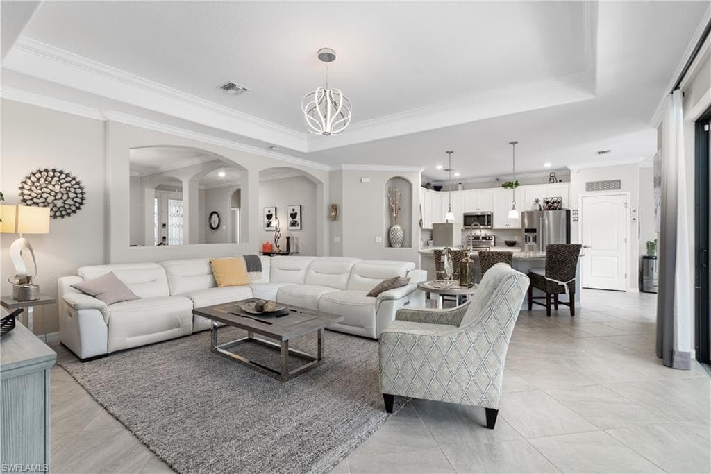 11880 Hickory Estate Cir, Fort Myers, FL 33913-4