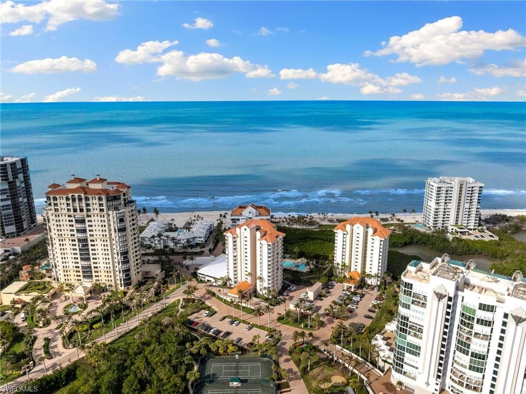 40 Seagate Dr 1002a, Naples, FL 34103-30