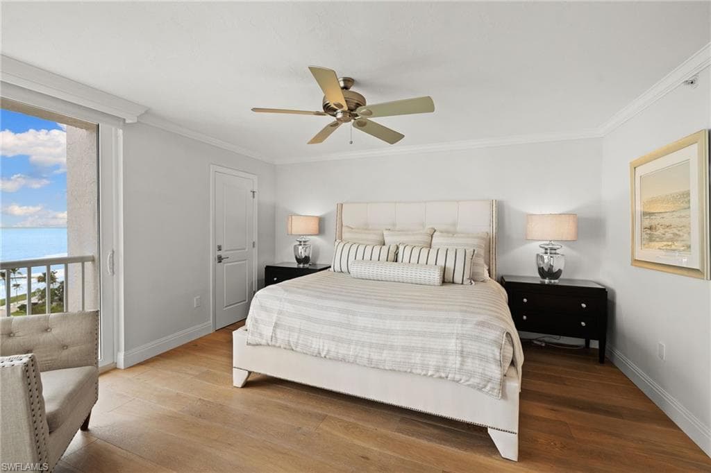 40 Seagate Dr 1002a, Naples, FL 34103-37