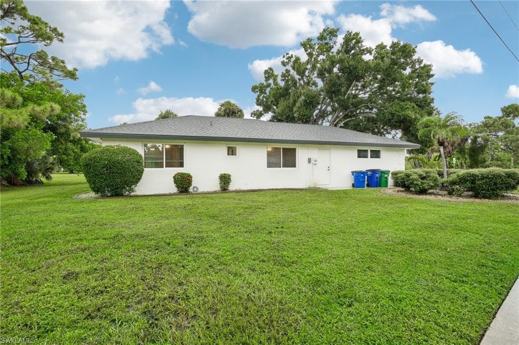 1891 Birkdale Ave, North Fort Myers, FL 33903-17