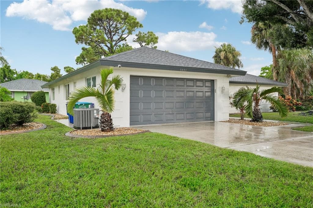 1891 Birkdale Ave, North Fort Myers, FL 33903-3