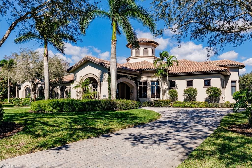 11558 Aerie Ln, Naples, FL 34120-1