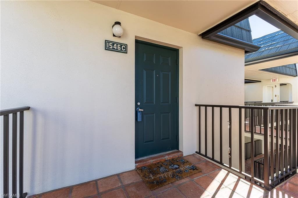 1546 Oyster Catcher Pt 1546c, Naples, FL 34105-18
