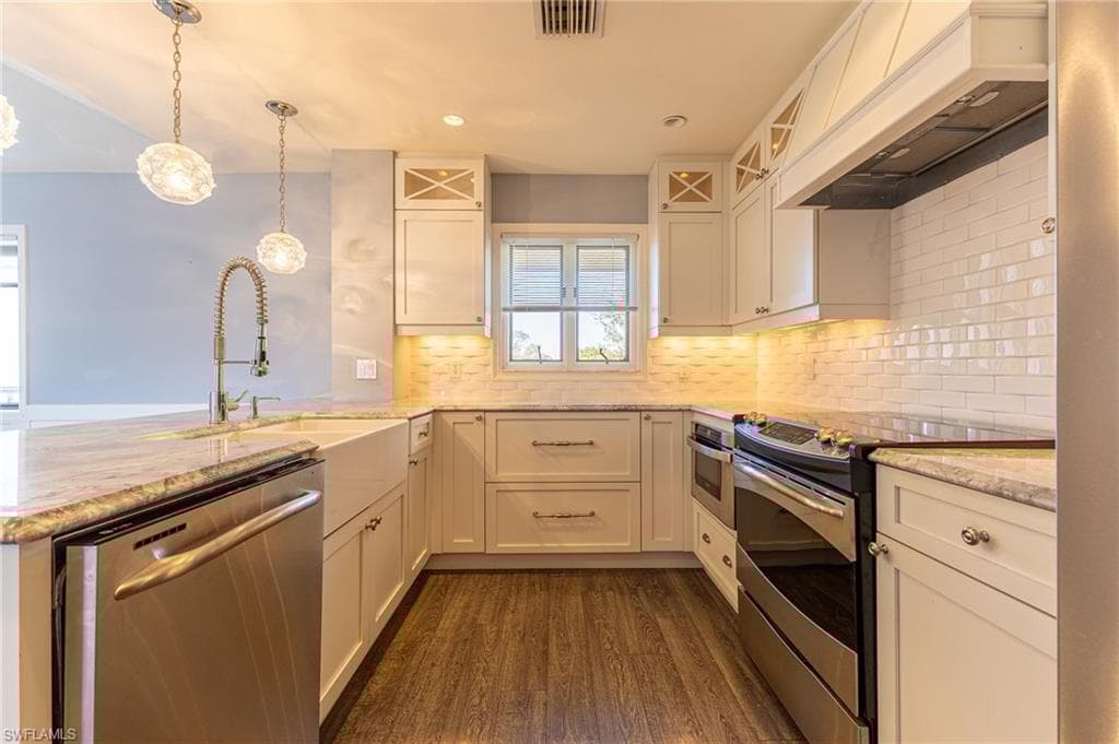 1546 Oyster Catcher Pt 1546c, Naples, FL 34105-7