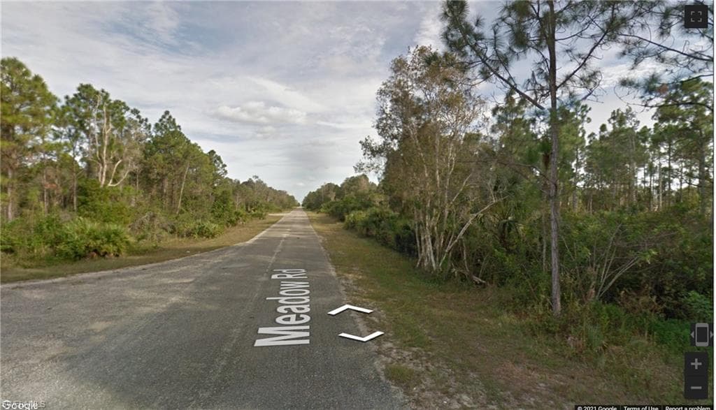 2608 Meadow Rd, Lehigh Acres, FL 33974-1