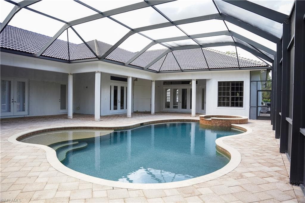 1680 Oakes Blvd, Naples, FL 34119-15