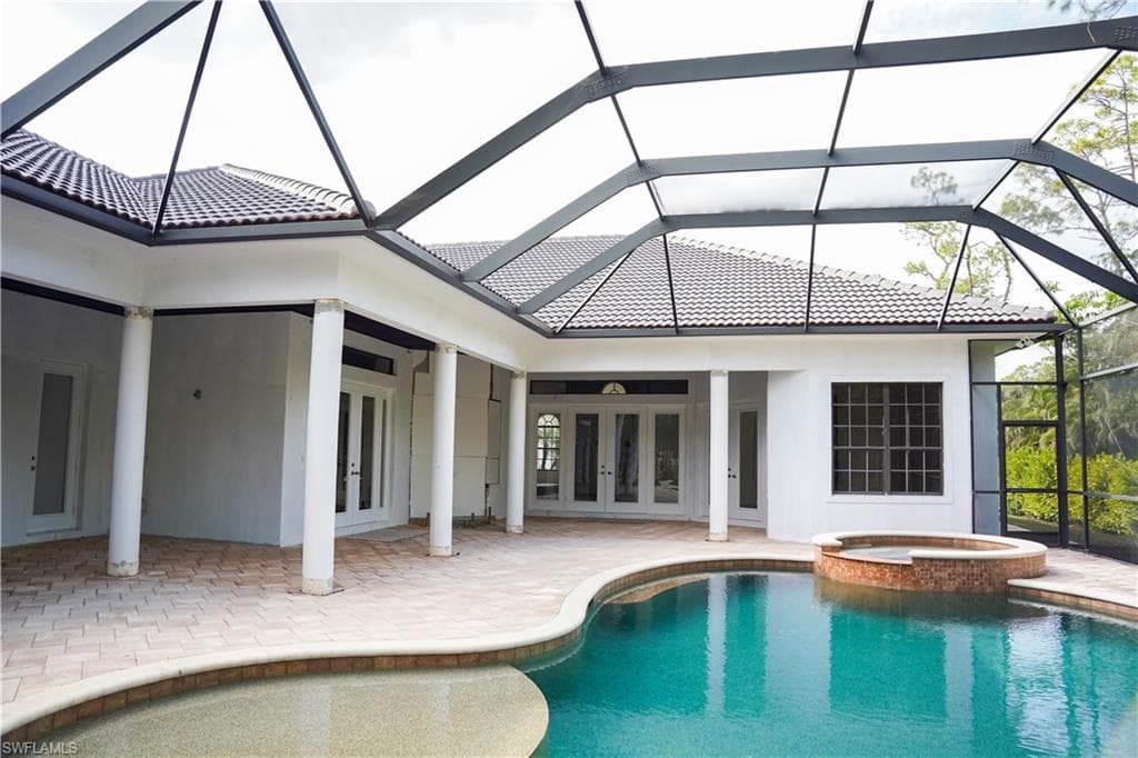 1680 Oakes Blvd, Naples, FL 34119-16
