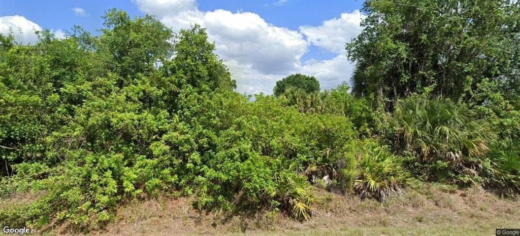 404 North Ave, Lehigh Acres, FL 33972-1