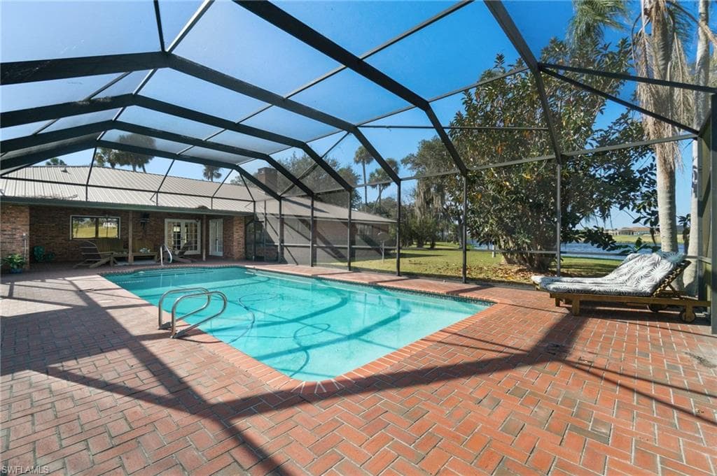 639 Rope Bend Dr, Labelle, FL 33935-16