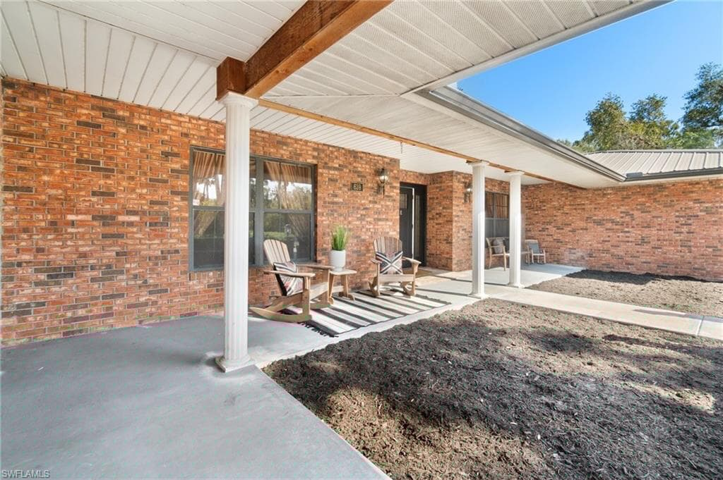 639 Rope Bend Dr, Labelle, FL 33935-26