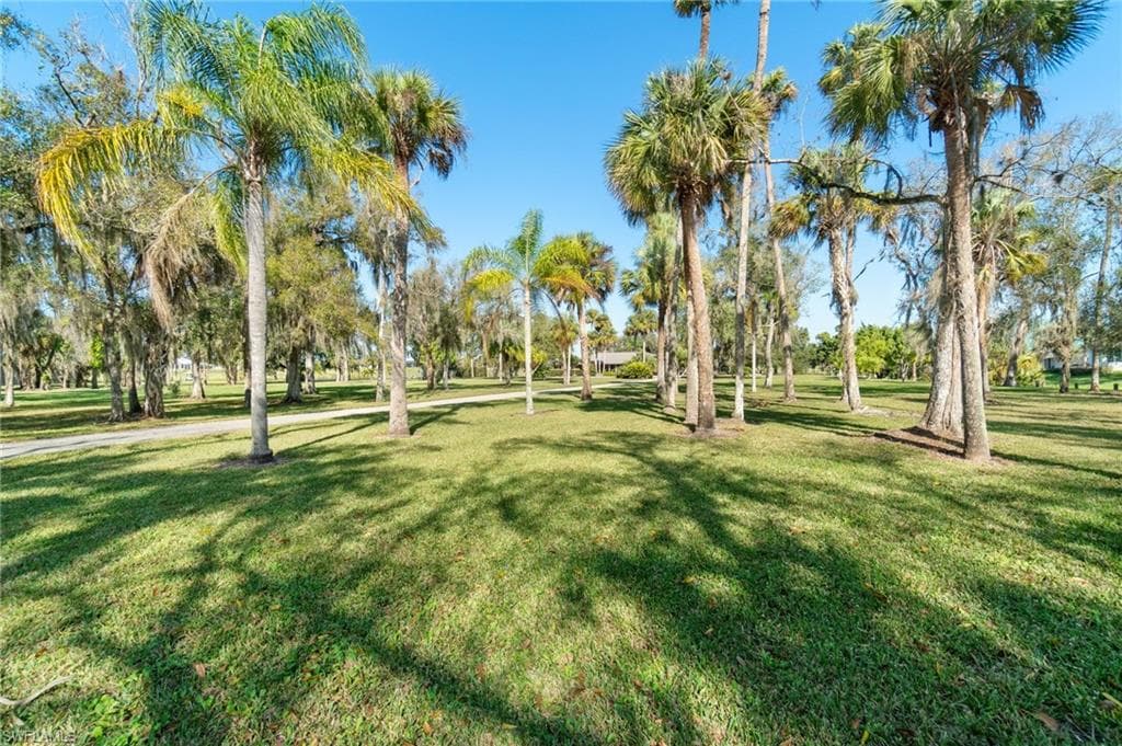 639 Rope Bend Dr, Labelle, FL 33935-30