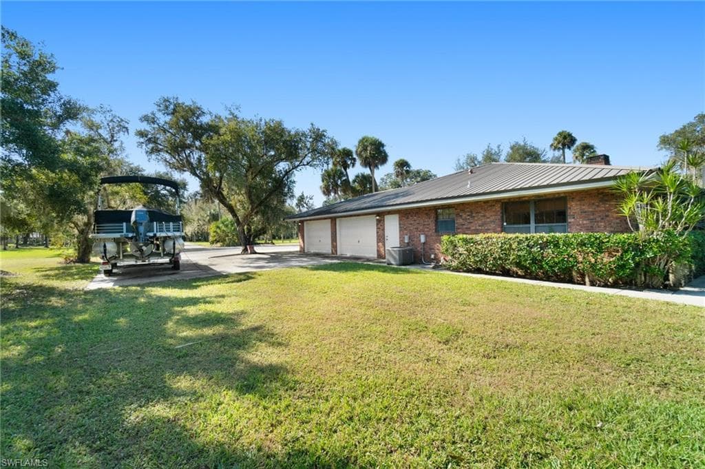 639 Rope Bend Dr, Labelle, FL 33935-43