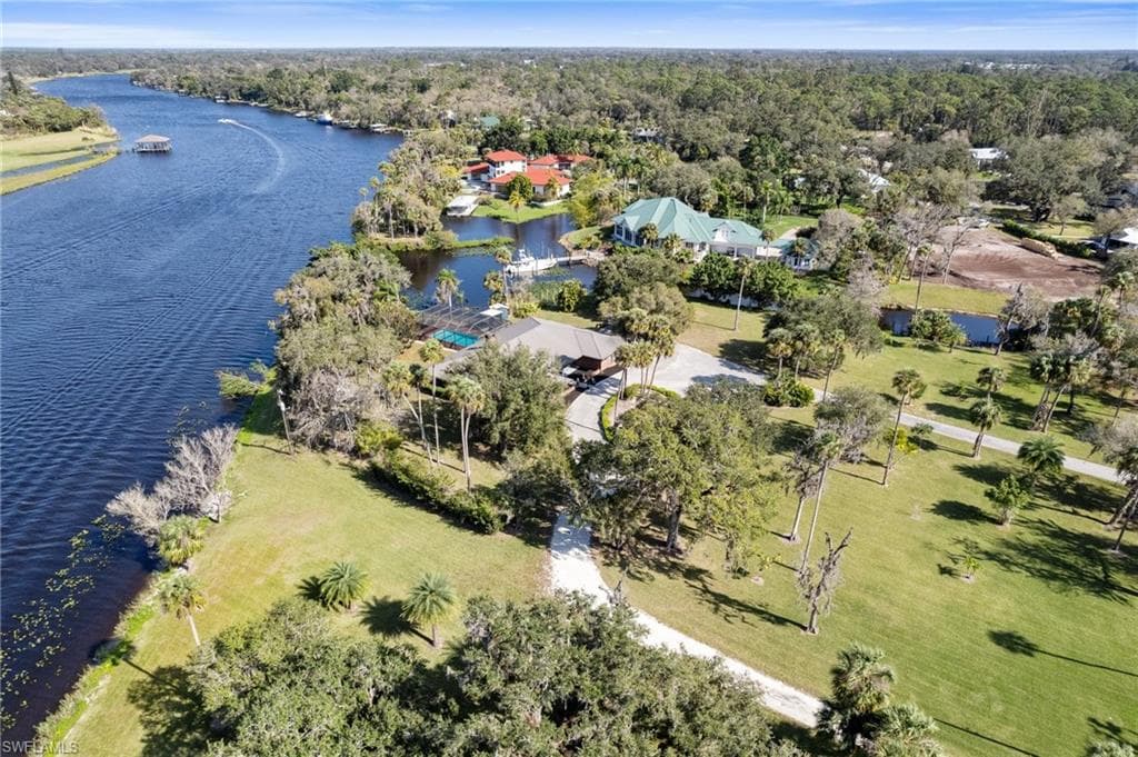 639 Rope Bend Dr, Labelle, FL 33935-49