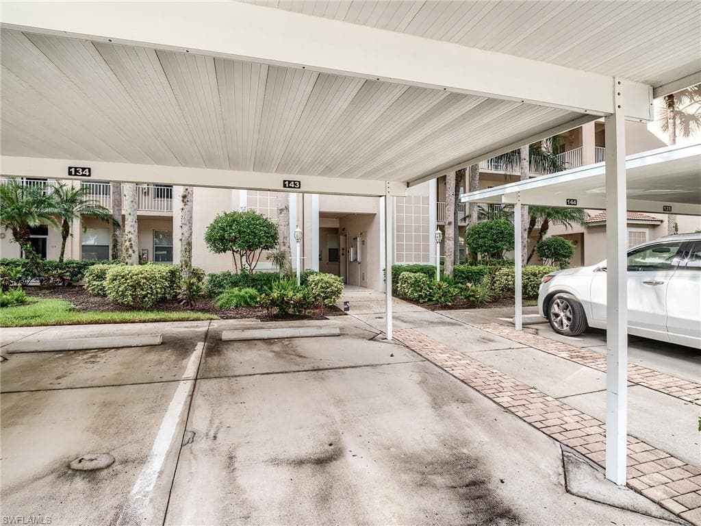 8680 Cedar Hammock Cir 143, Naples, FL 34112-17