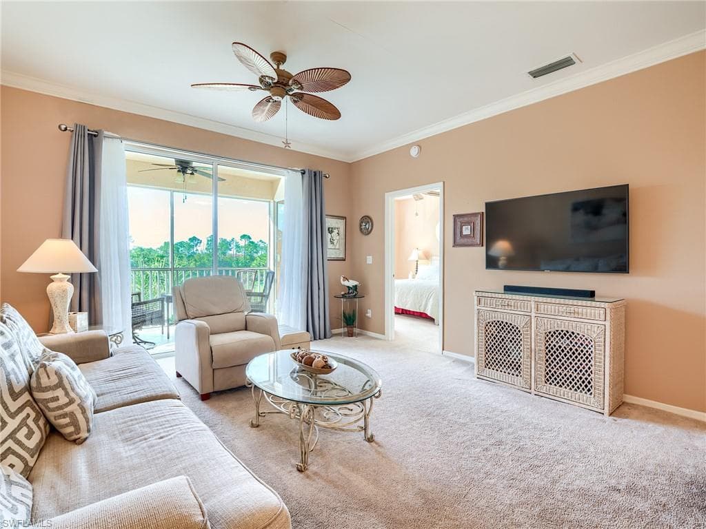 8680 Cedar Hammock Cir 143, Naples, FL 34112-7