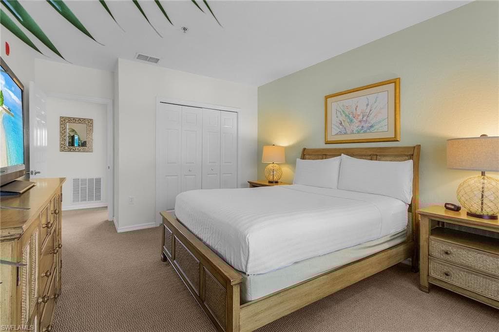 7870 Mahogany Run Ln 1724, Naples, FL 34113-12