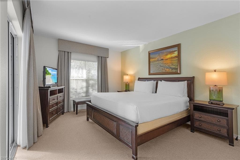 7870 Mahogany Run Ln 1724, Naples, FL 34113-15