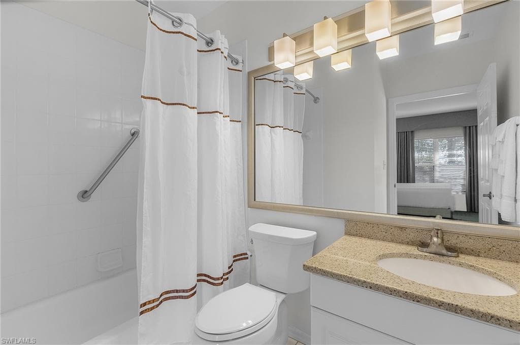 7870 Mahogany Run Ln 1724, Naples, FL 34113-18