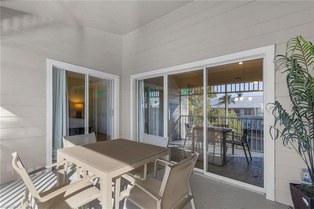 7870 Mahogany Run Ln 1724, Naples, FL 34113-19