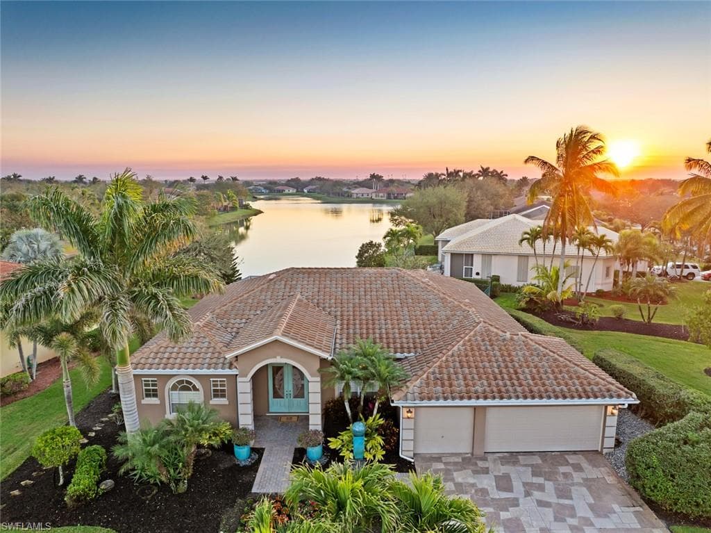 3262 Potomac Ct, Naples, FL 34120-2