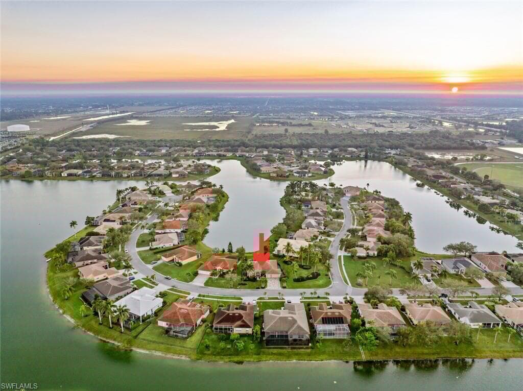 3262 Potomac Ct, Naples, FL 34120-30